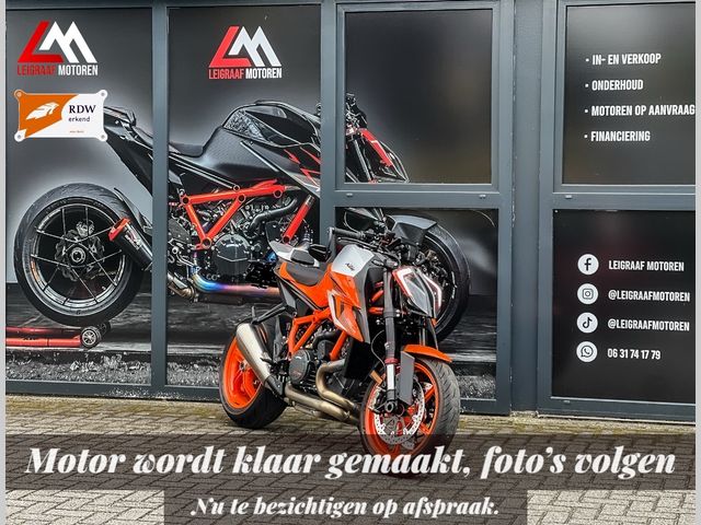 ktm - 1290-super-duke-r