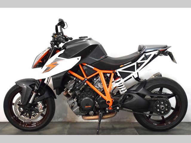 ktm - 1290-super-duke-r