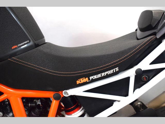 ktm - 1290-super-duke-r