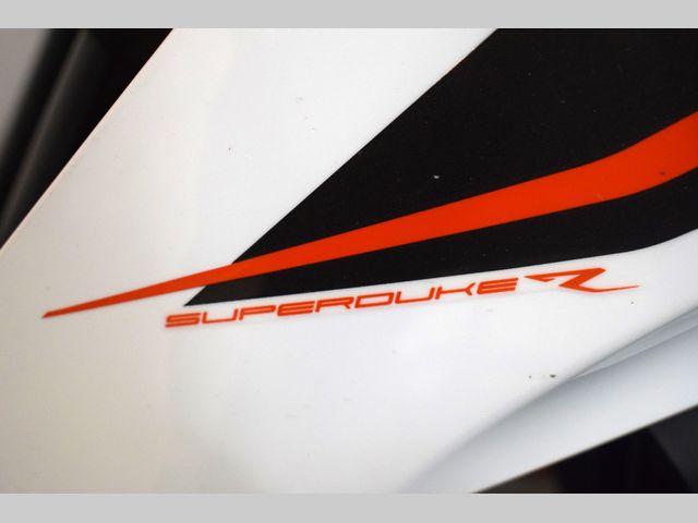 ktm - 1290-super-duke-r