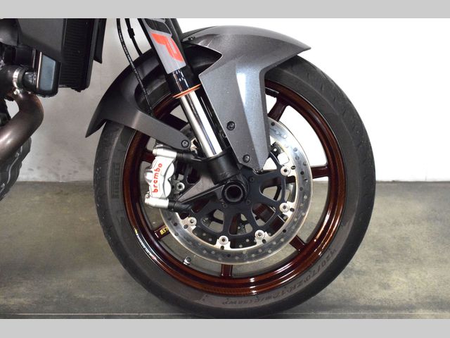 ktm - 1290-super-duke-r