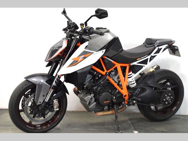 ktm - 1290-super-duke-r