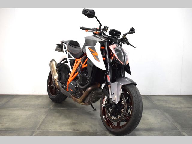 ktm - 1290-super-duke-r
