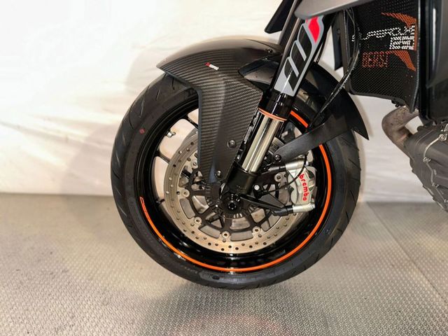 ktm - 1290-super-duke-r