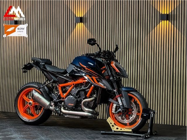 ktm - 1290-super-duke-r