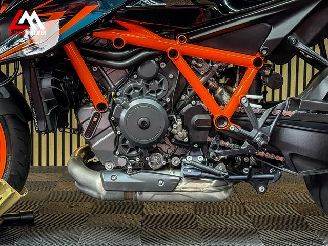 ktm - 1290-super-duke-r