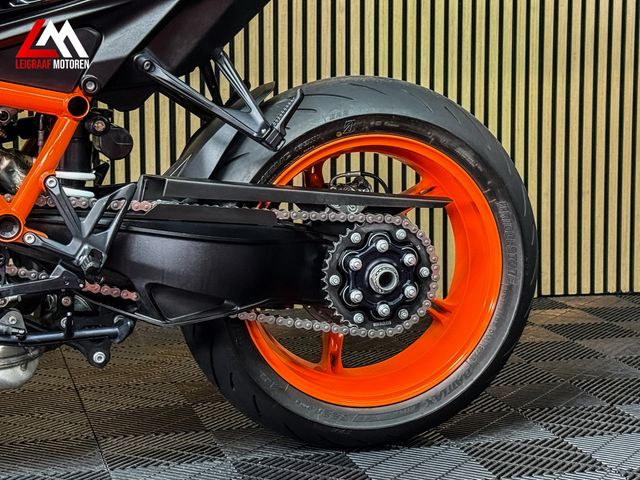 ktm - 1290-super-duke-r