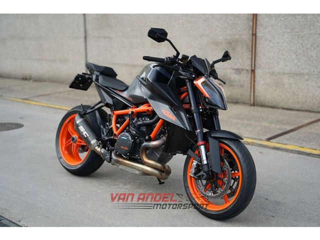 ktm - 1290-super-duke-r