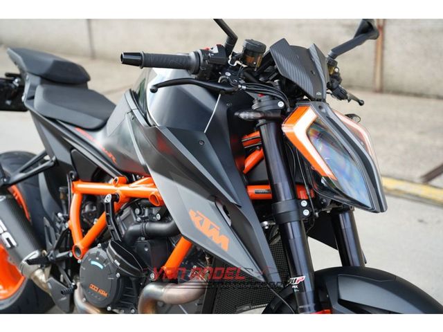 ktm - 1290-super-duke-r