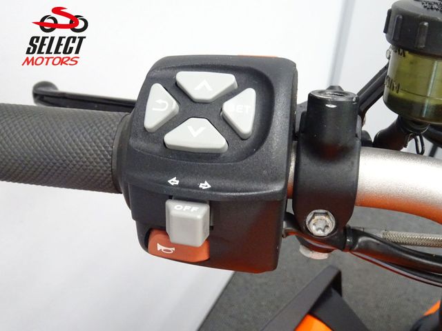 ktm - 1290-super-duke-r