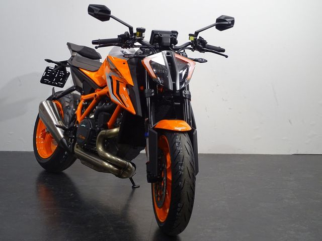 ktm - 1290-super-duke-r-evo