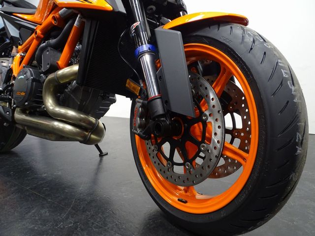 ktm - 1290-super-duke-r-evo