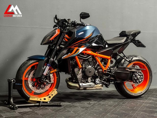 ktm - 1290-super-duke-r-evo