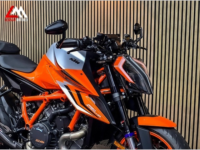 ktm - 1290-super-duke-r-evo