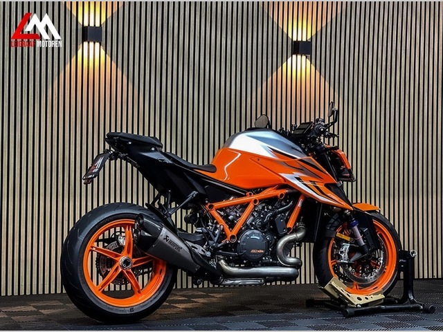 ktm - 1290-super-duke-r-evo