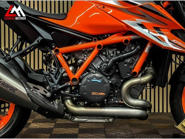 ktm - 1290-super-duke-r-evo