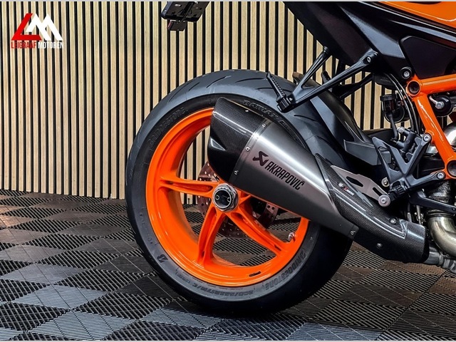 ktm - 1290-super-duke-r-evo