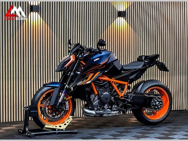 ktm - 1290-super-duke-r-evo