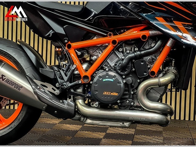 ktm - 1290-super-duke-r-evo