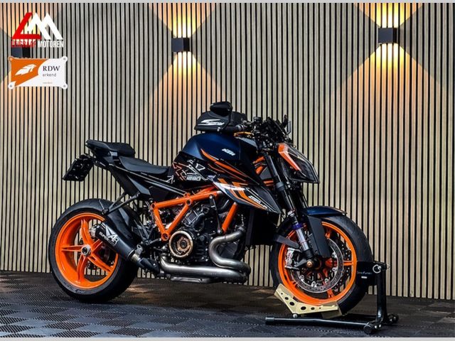 ktm - 1290-super-duke-r-evo