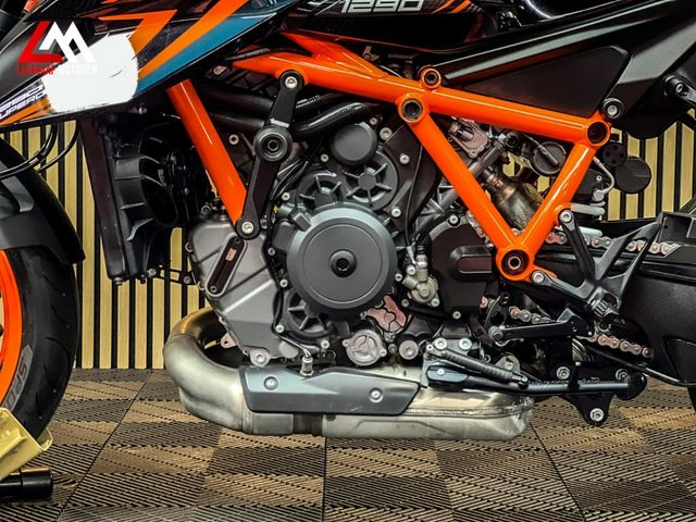 ktm - 1290-super-duke-r-evo