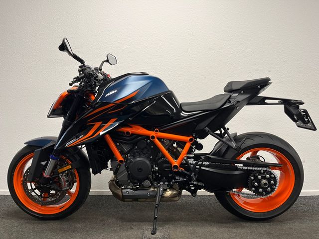 ktm - 1290-super-duke-r-evo