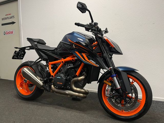 ktm - 1290-super-duke-r-evo