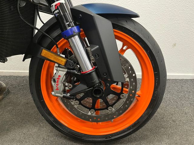 ktm - 1290-super-duke-r-evo