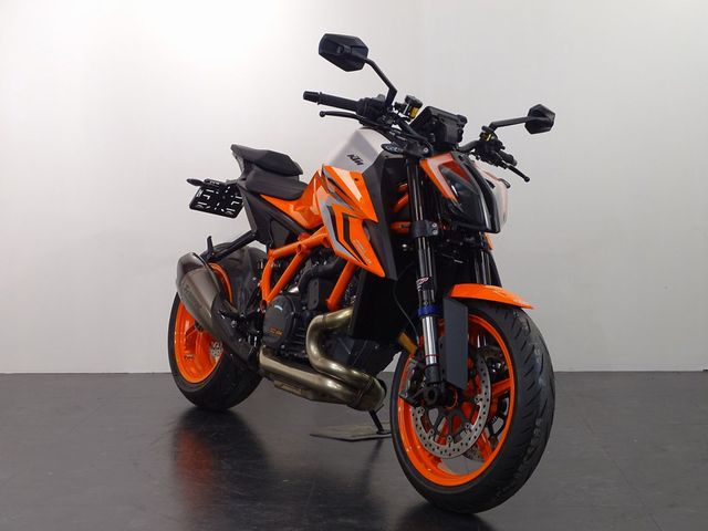 ktm - 1290-super-duke-r-evo