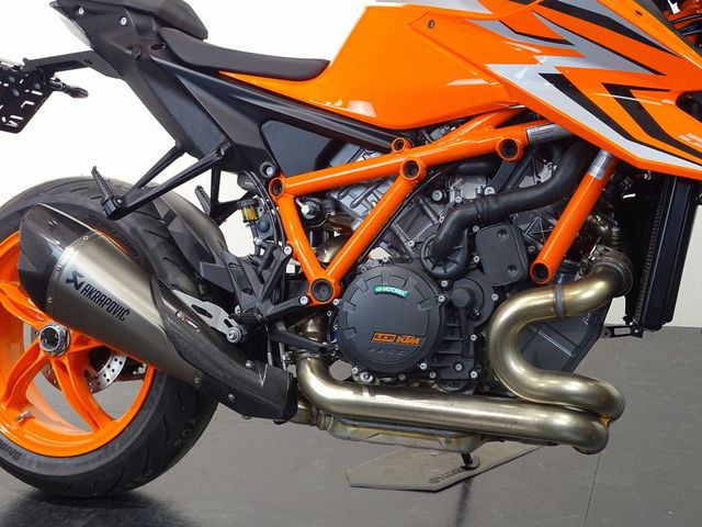 ktm - 1290-super-duke-r-evo