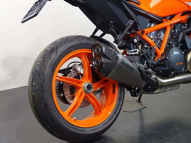 ktm - 1290-super-duke-r-evo