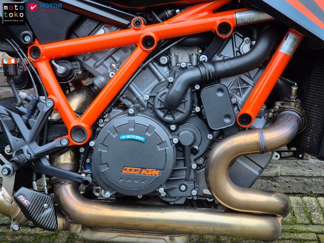 ktm - 1290-super-duke-r-evo