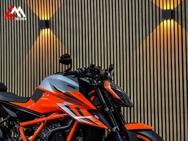 ktm - 1290-super-duke-r-evo