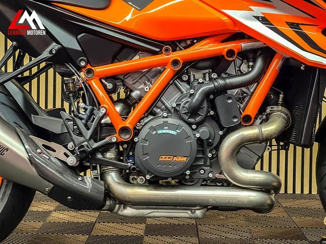 ktm - 1290-super-duke-r-evo