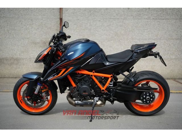 ktm - 1290-super-duke-r-evo