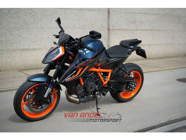 ktm - 1290-super-duke-r-evo