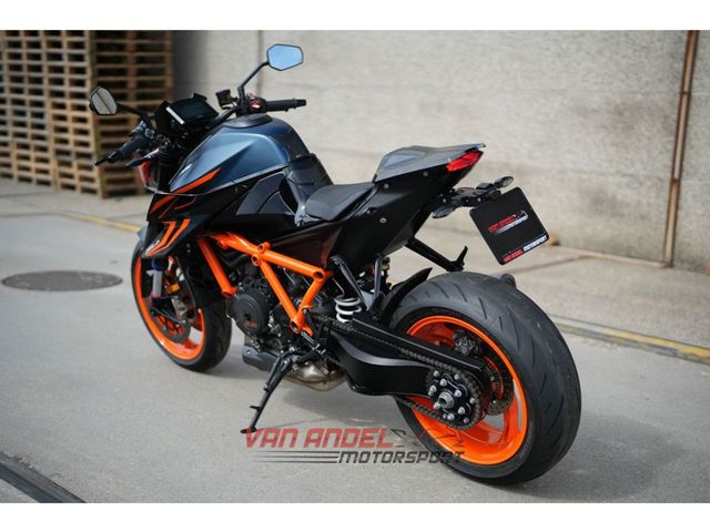 ktm - 1290-super-duke-r-evo