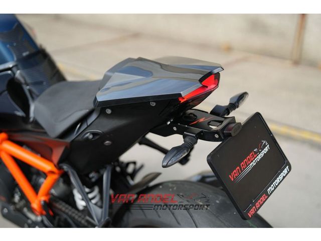 ktm - 1290-super-duke-r-evo