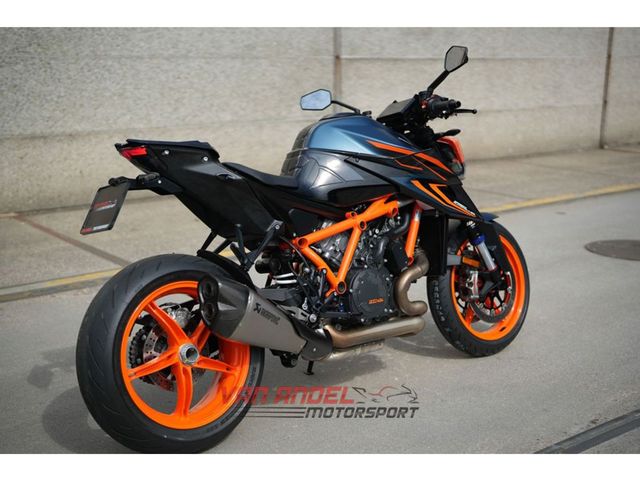 ktm - 1290-super-duke-r-evo