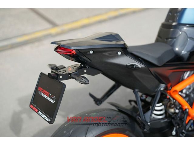 ktm - 1290-super-duke-r-evo