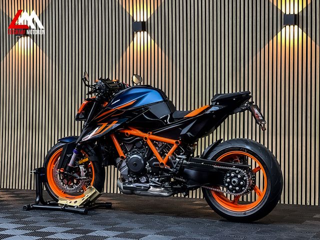 ktm - 1290-super-duke-r-evo