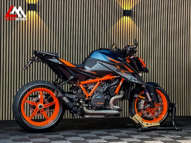 ktm - 1290-super-duke-r-evo