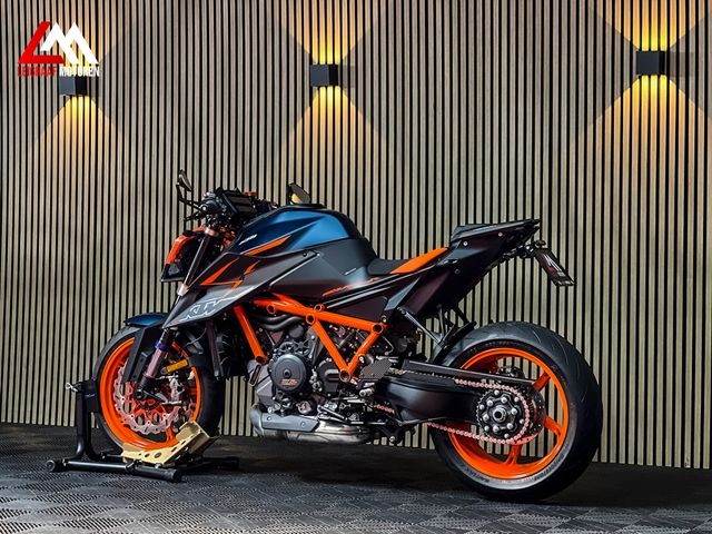 ktm - 1290-super-duke-r-evo