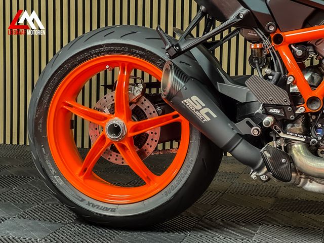ktm - 1290-super-duke-r-evo