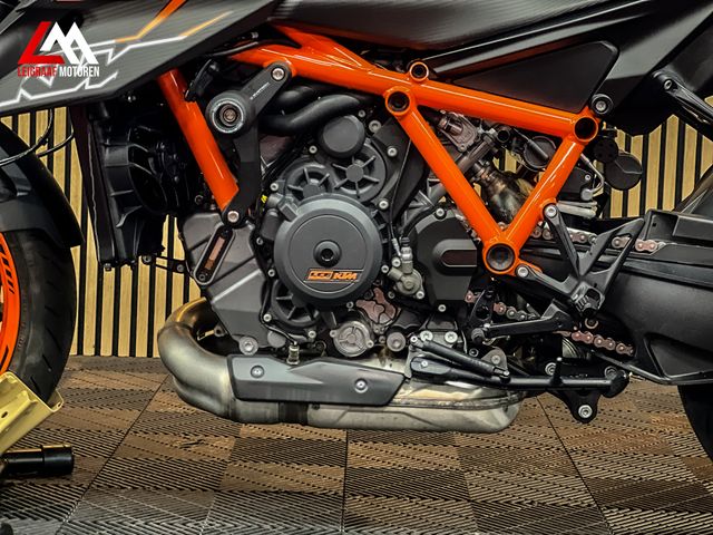 ktm - 1290-super-duke-r-evo