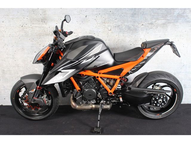 ktm - 1290-super-duke-rr