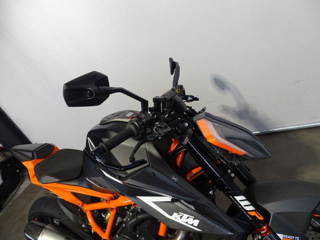 ktm - 1290-super-duke-rr