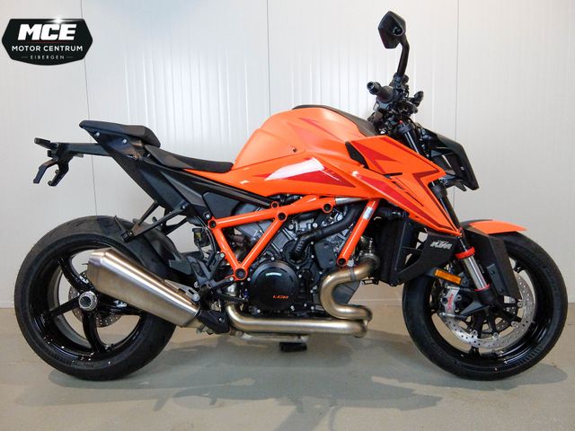 ktm - 1390-super-duke-r