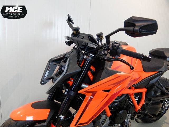 ktm - 1390-super-duke-r