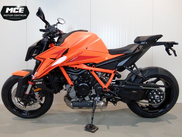 ktm - 1390-super-duke-r